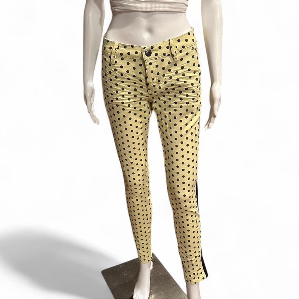 BCBGeneration Yellow and Black Skinny Pants